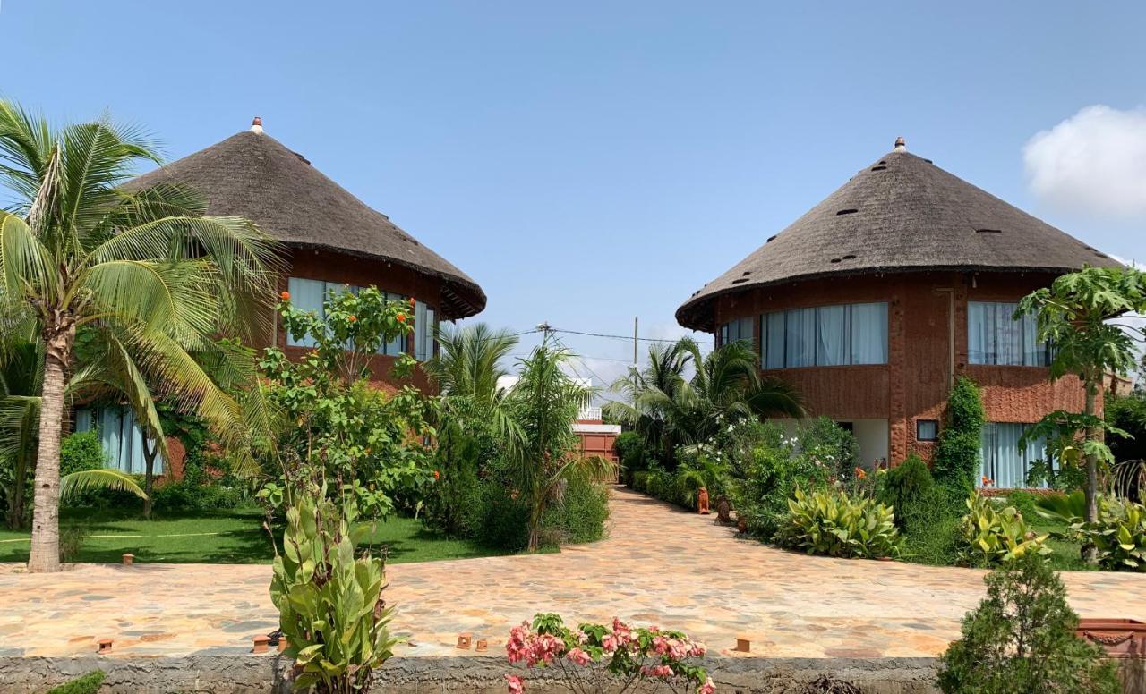 Marcelo Beach Club Ломе Экстерьер фото